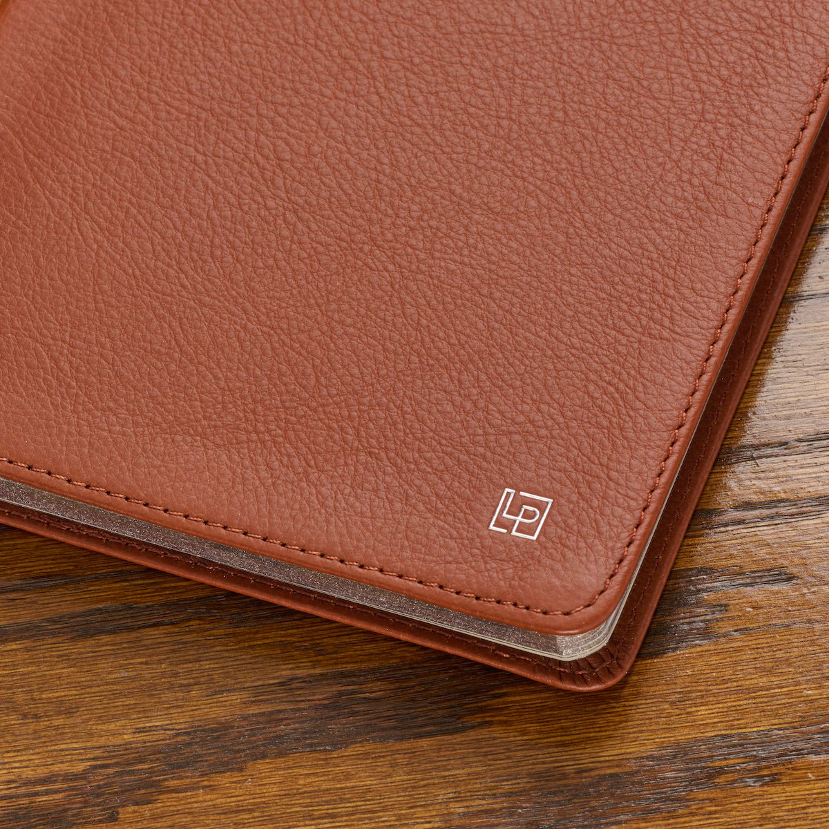 Chesterfield Tan - Leatherpress